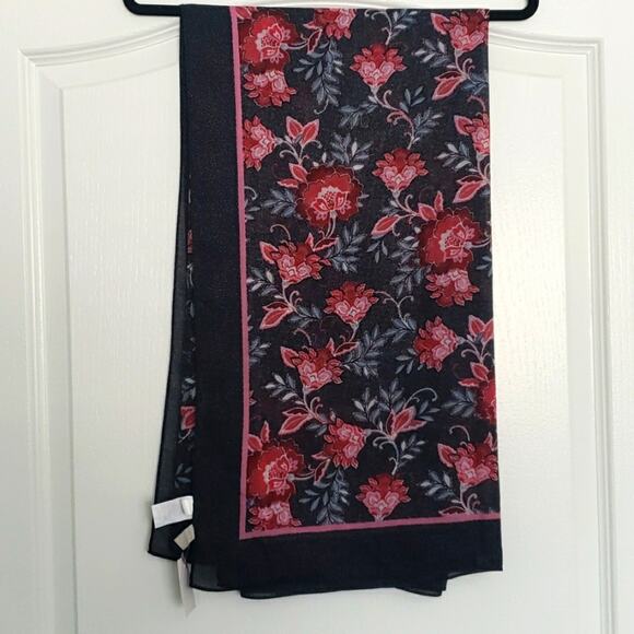LOFT Large Floral Scarf Black & Pink 48" Square‎ Darkfairy Boho Romantic Travel - Picture 1 of 2